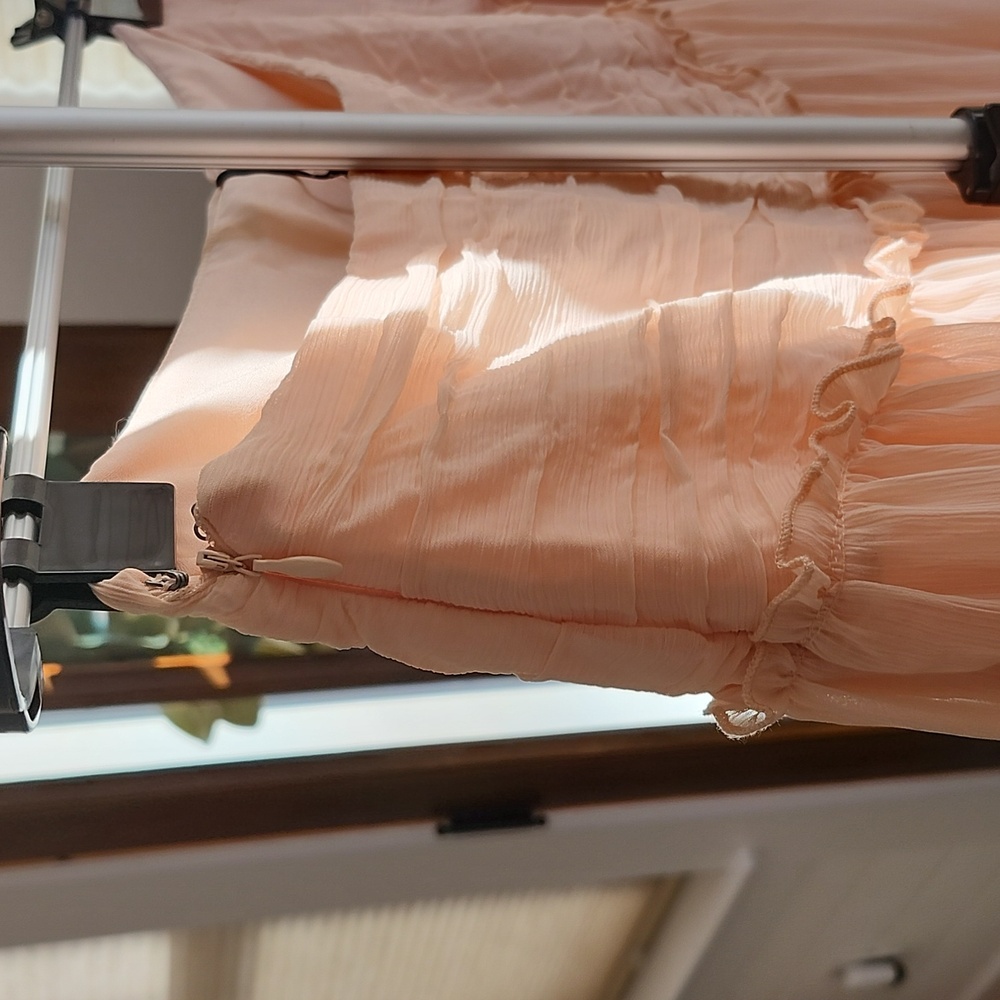 Peach Skirt, Size 8 - Picture 5 of 11
